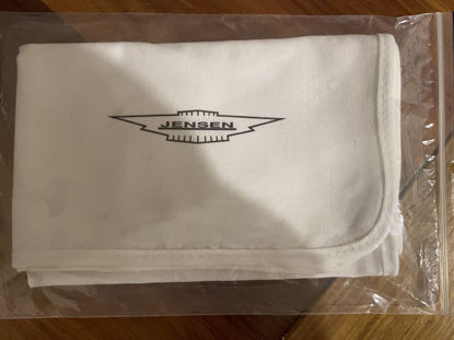 Picture of Jensen Winged logo polishing cloth 90mm x 90mm